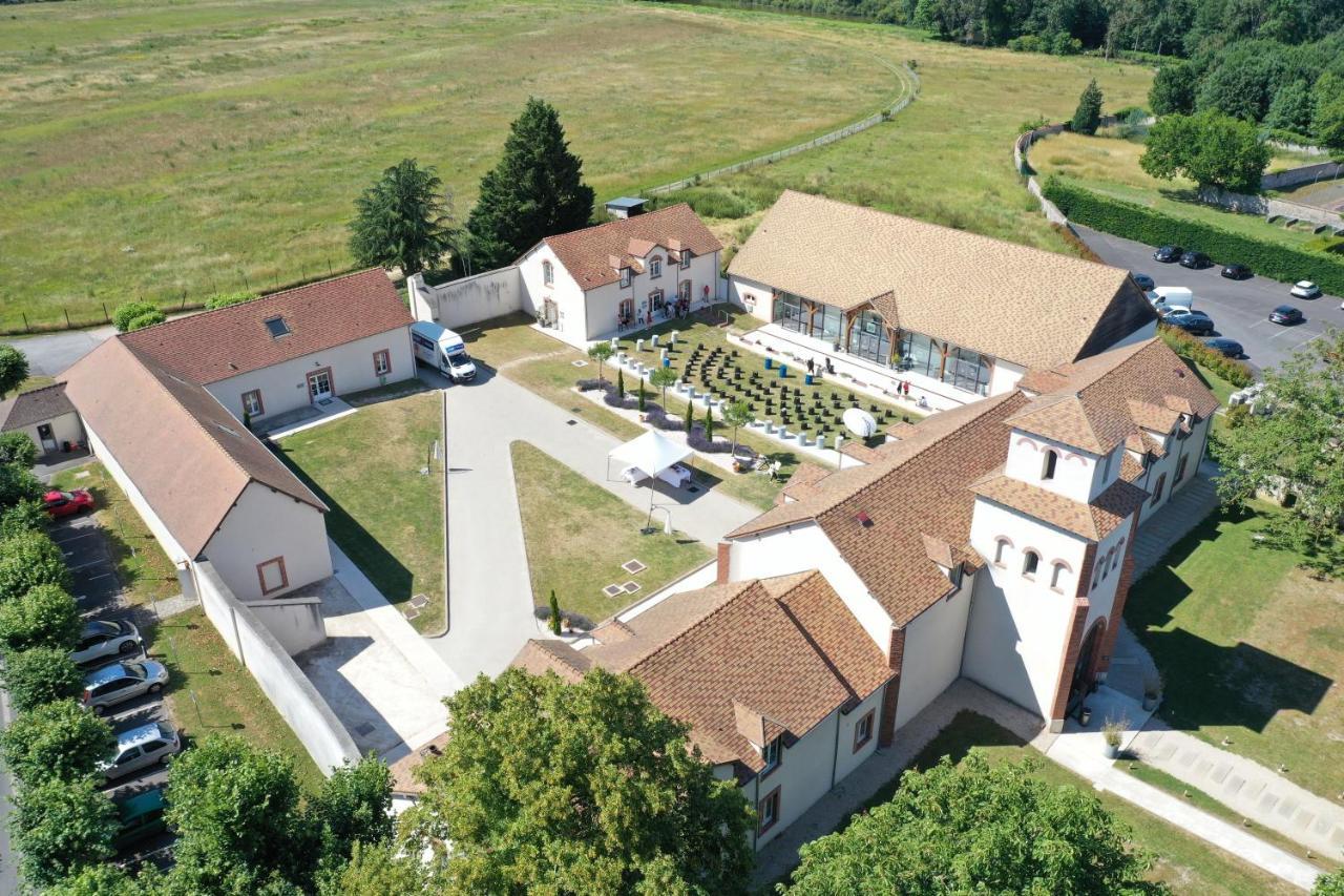 Готель Domaine De Fremigny Bouray-sur-Juine Екстер'єр фото